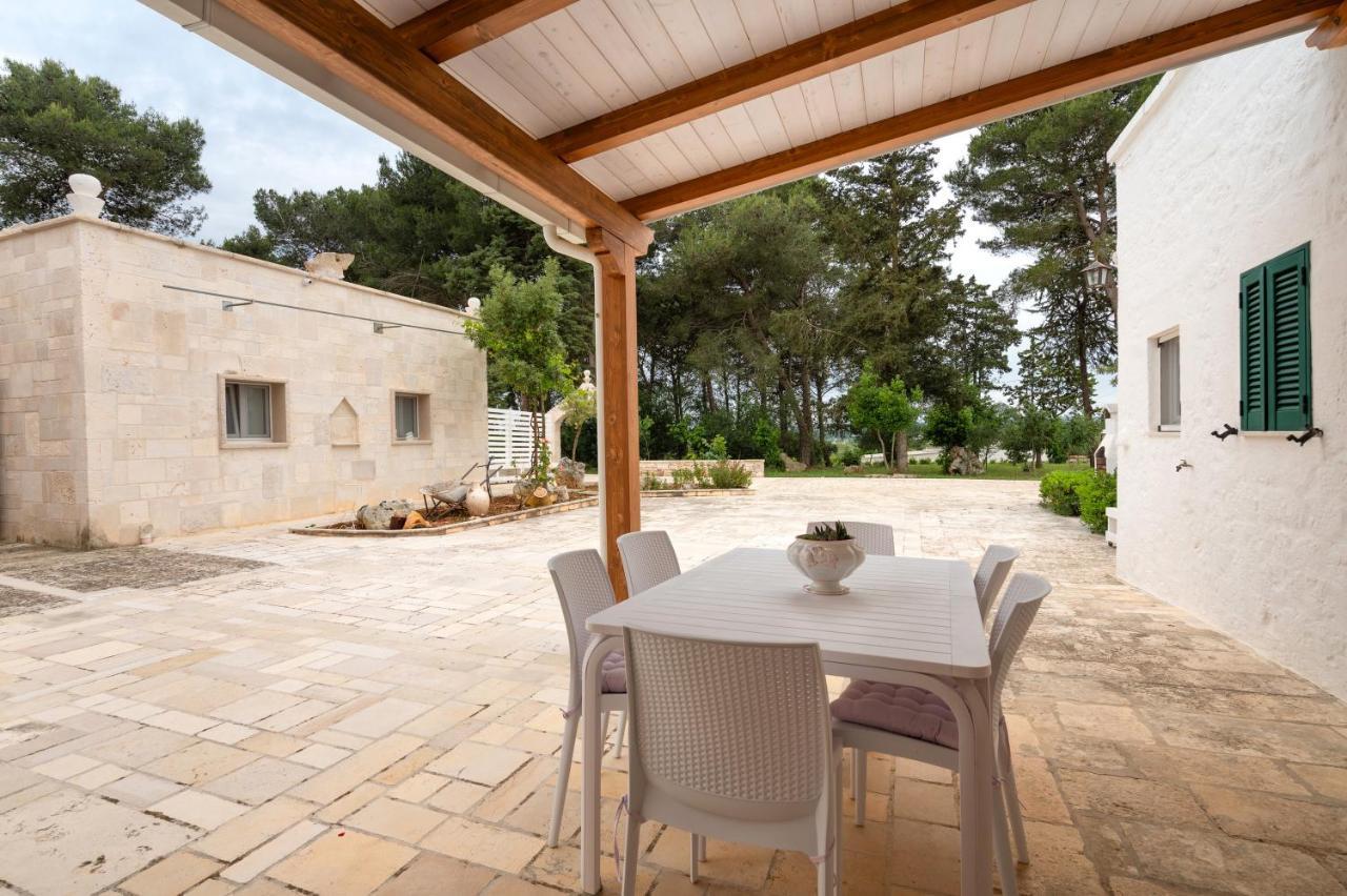 Trullo Il Focolare In Masseria Cisternino Exterior photo